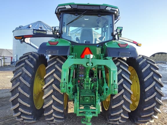 Image of John Deere 8R 310 equipment image 3