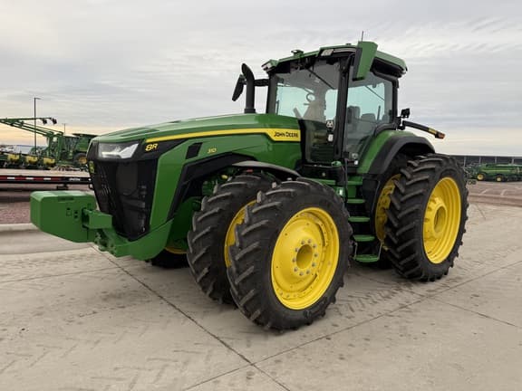Image of John Deere 8R 310 equipment image 1
