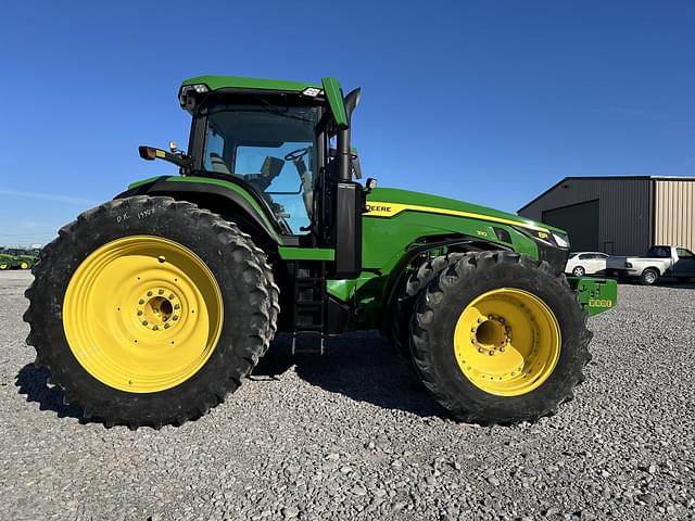 Image of John Deere 8R 310 equipment image 3