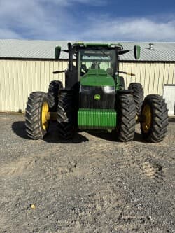 Image of John Deere 8R 310 equipment image 2