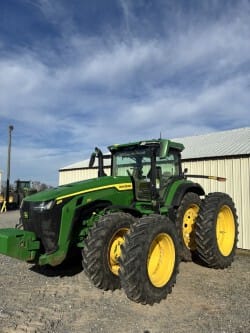 2022 John Deere 8R 310 Equipment Image0