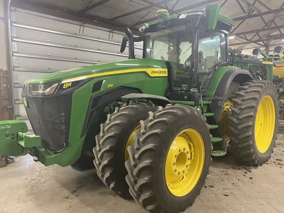 2022 John Deere 8R 310 Equipment Image0