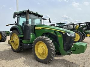 2022 John Deere 8R 310 Image