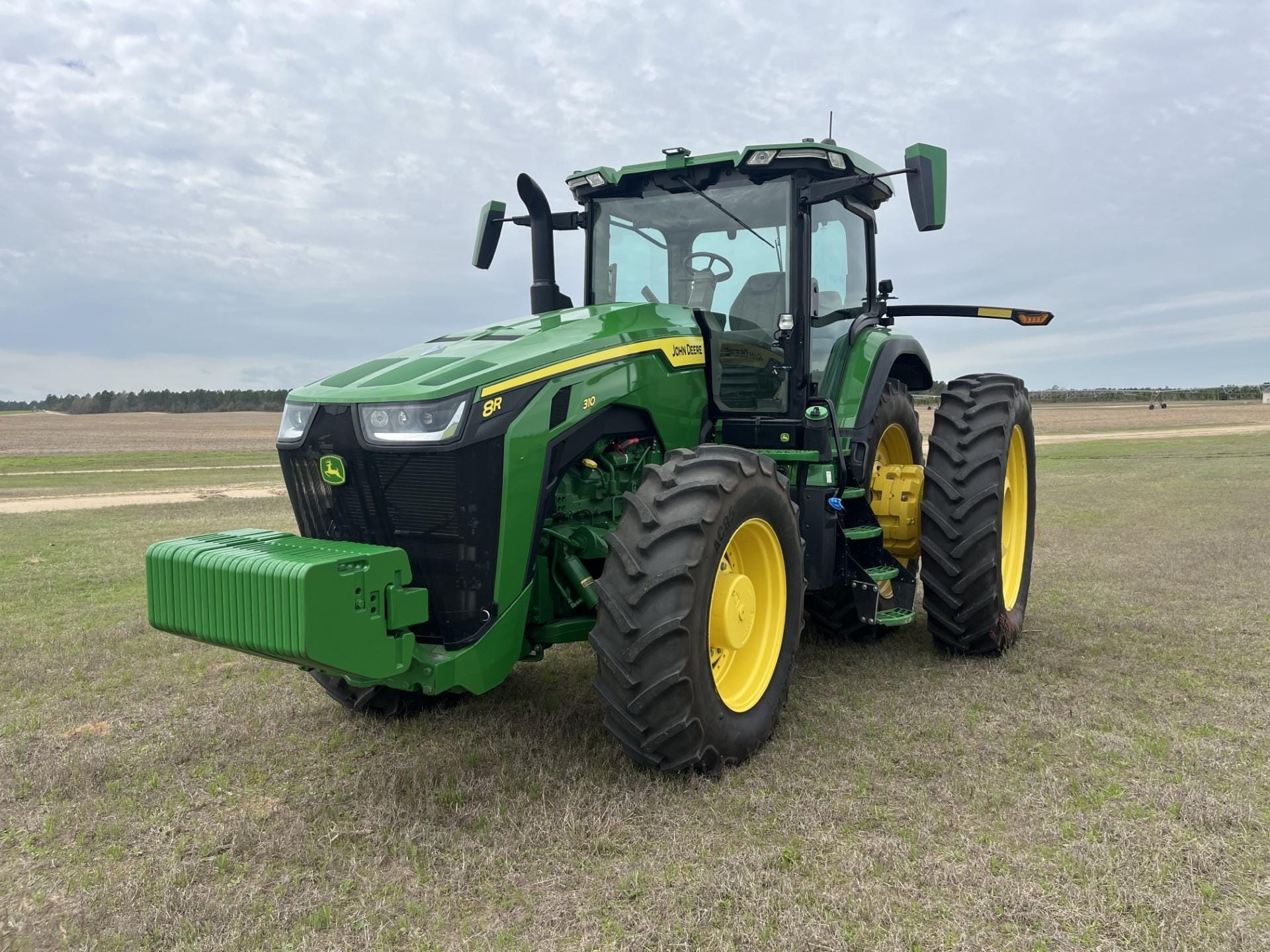 2022 John Deere 8R 310 Equipment Image0