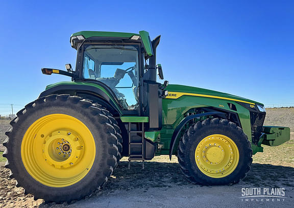 Image of John Deere 8R 310 equipment image 1