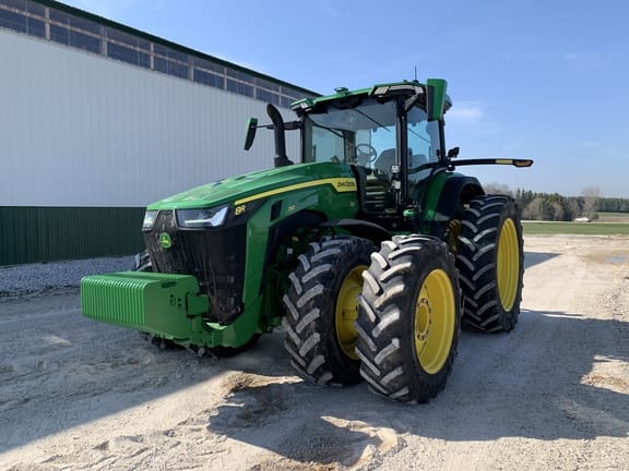2022 John Deere 8R 310 Equipment Image0