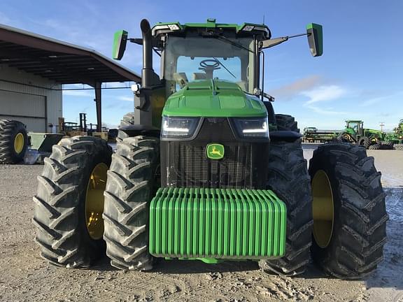 Image of John Deere 8R 310 equipment image 1