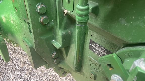 Image of John Deere 8R 310 equipment image 4