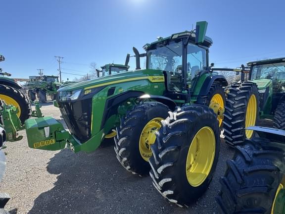 Image of John Deere 8R 310 equipment image 1