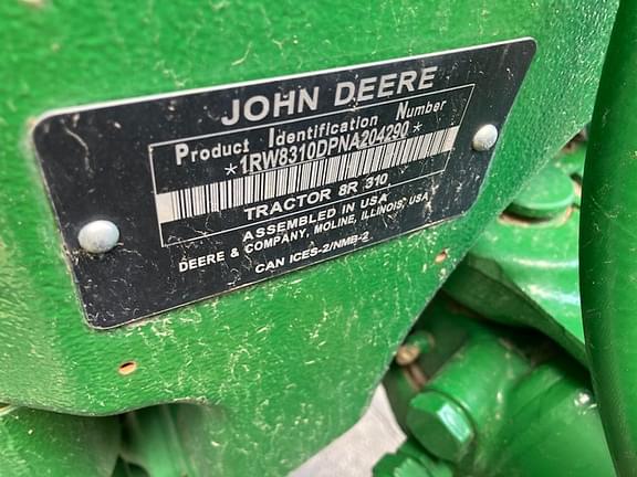 Image of John Deere 8R 310 equipment image 2