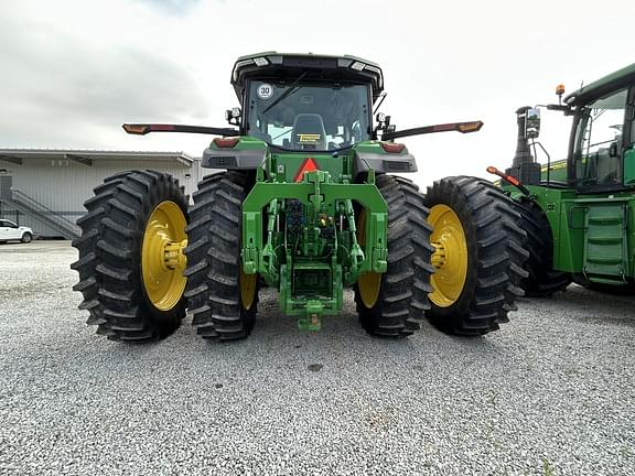 Image of John Deere 8R 310 equipment image 4