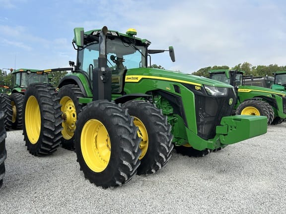 2022 John Deere 8R 310 Equipment Image0