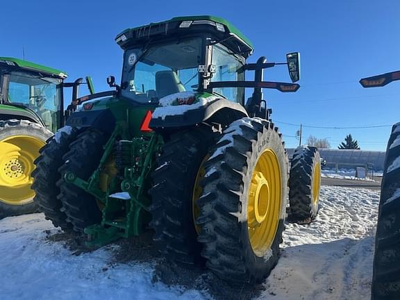 Image of John Deere 8R 310 equipment image 2