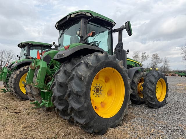 Image of John Deere 8R 310 equipment image 2