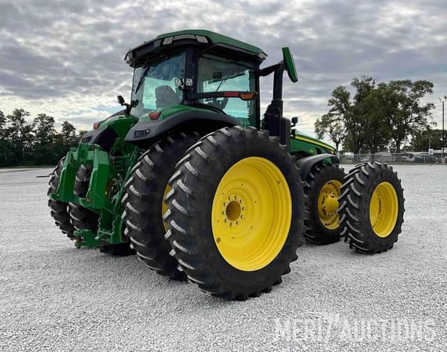 Image of John Deere 8R 310 equipment image 4