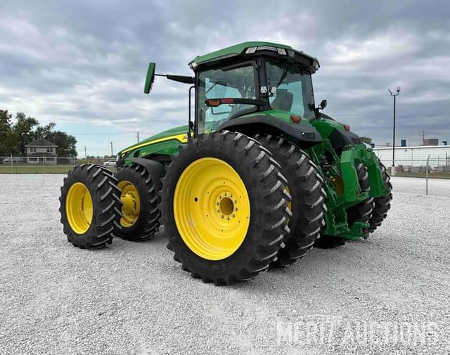 Image of John Deere 8R 310 equipment image 2