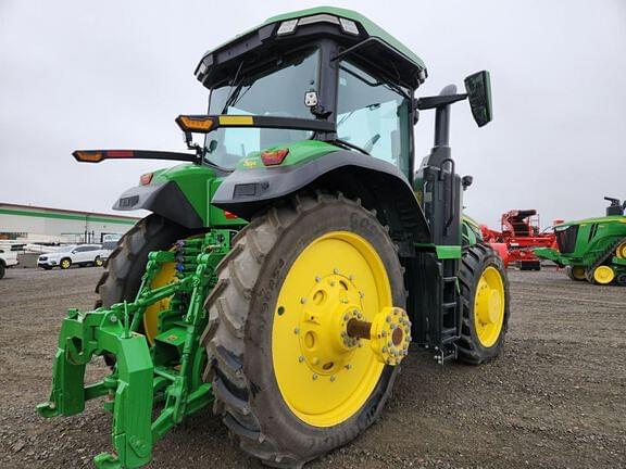 Image of John Deere 8R 340 equipment image 4