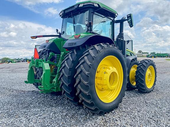 Image of John Deere 8R 340 equipment image 3