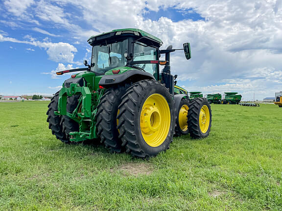 Image of John Deere 8R 340 equipment image 4