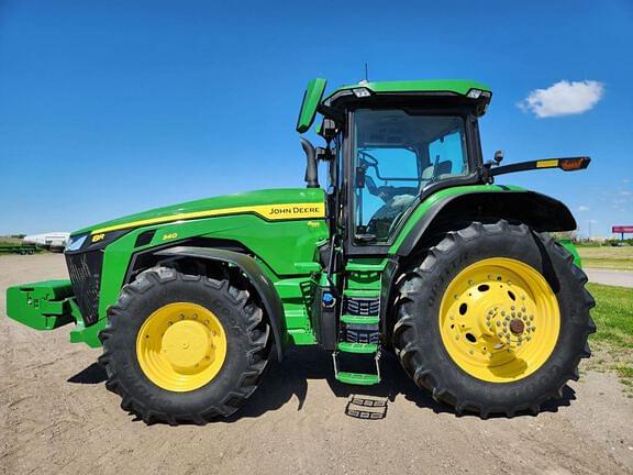 Image of John Deere 8R 340 equipment image 1