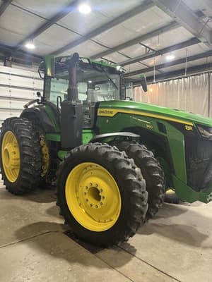 2022 John Deere 8R 340 Image