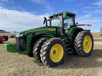 2022 John Deere 8R 340 Equipment Image0