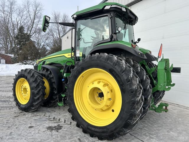 Image of John Deere 8R 340 equipment image 4