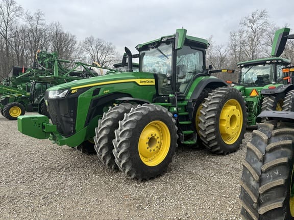 2022 John Deere 8R 340 Equipment Image0