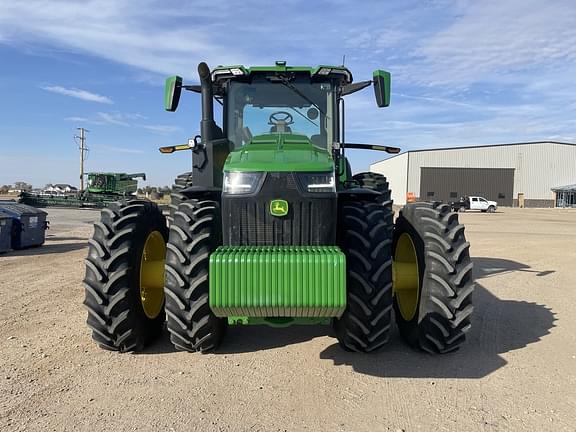 Image of John Deere 8R 340 equipment image 2