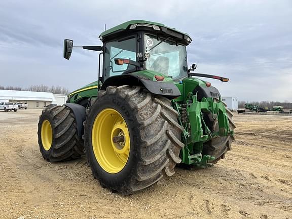 Image of John Deere 8R 340 equipment image 2