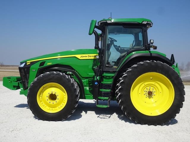 Image of John Deere 8R 340 equipment image 2