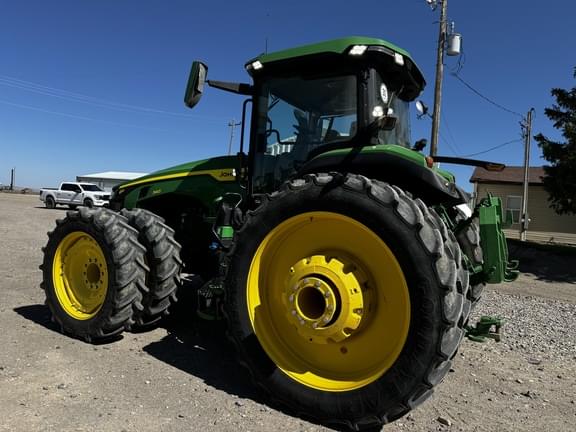 Image of John Deere 8R 340 equipment image 2