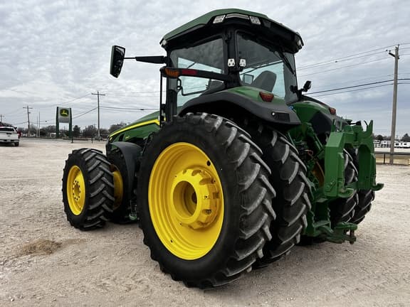 Image of John Deere 8R 340 equipment image 2