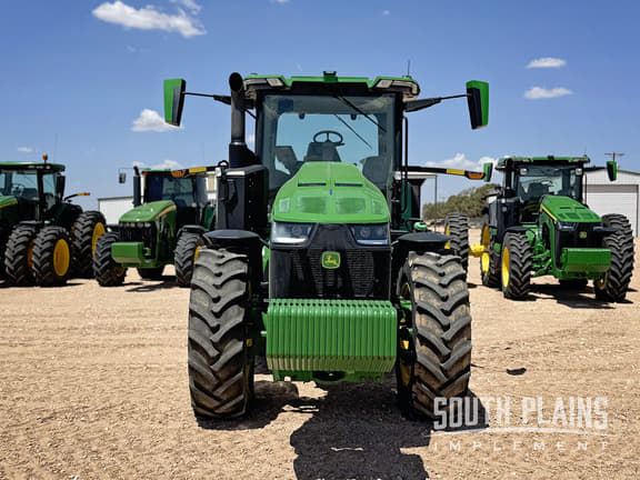 Image of John Deere 8R 340 equipment image 2