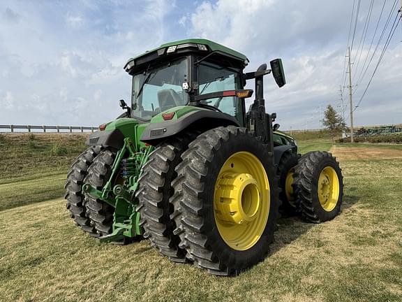 Image of John Deere 8R 340 equipment image 4