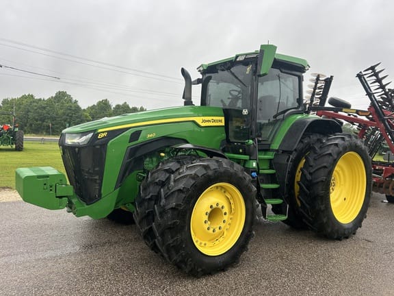 2022 John Deere 8R 340 Equipment Image0