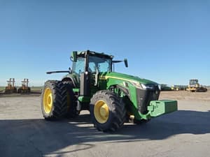 2022 John Deere 8R 340 Image
