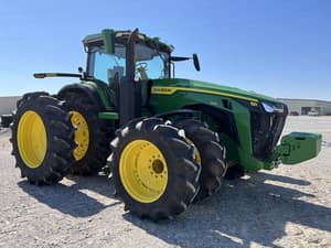 2022 John Deere 8R 340 Image