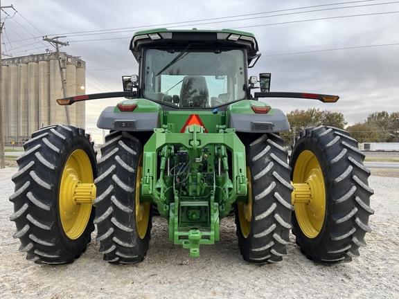 Image of John Deere 8R 340 equipment image 3