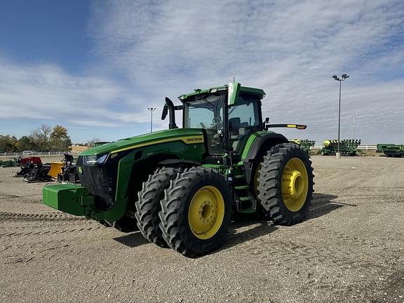 Image of John Deere 8R 340 equipment image 4