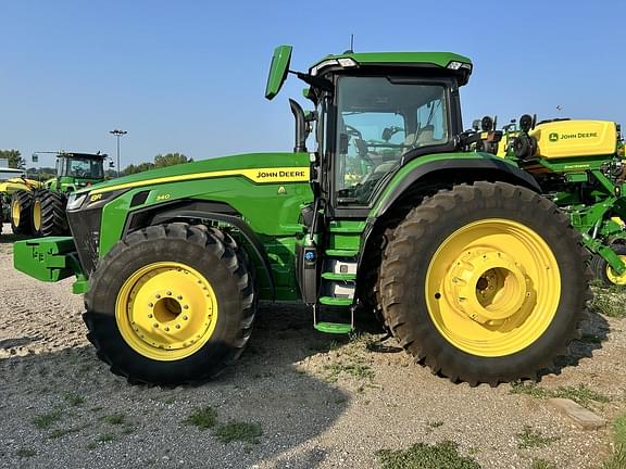 Image of John Deere 8R 340 equipment image 1