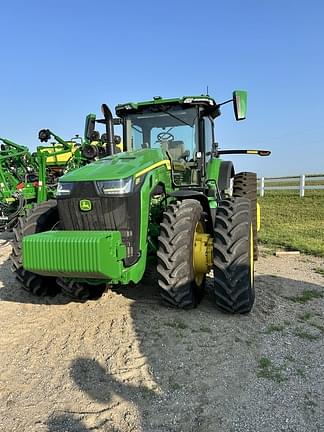 Image of John Deere 8R 340 equipment image 3