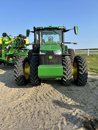 Image of John Deere 8R 340 equipment image 4