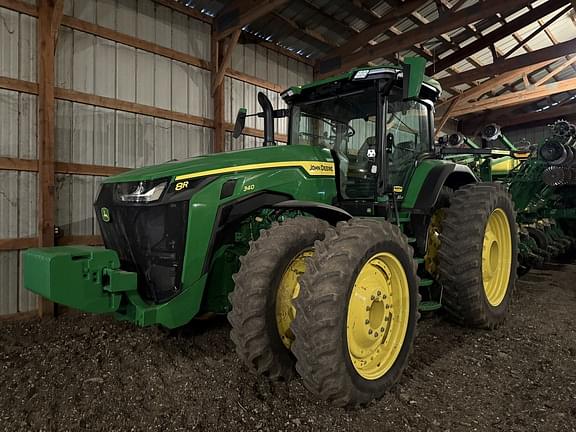 Image of John Deere 8R 340 Primary image