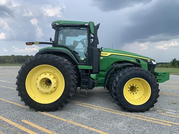 Image of John Deere 8R 340 equipment image 3