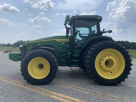 Image of John Deere 8R 340 equipment image 2