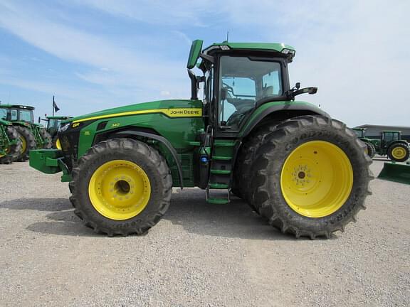 Image of John Deere 8R 340 equipment image 1