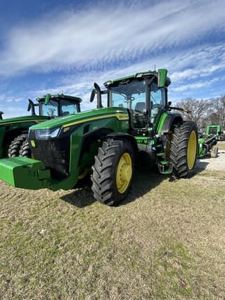 Image of John Deere 8R 340 equipment image 4