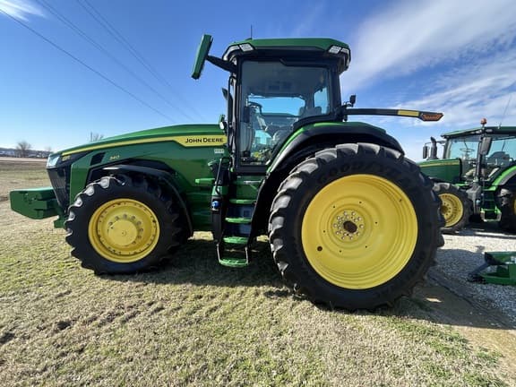 Image of John Deere 8R 340 equipment image 3