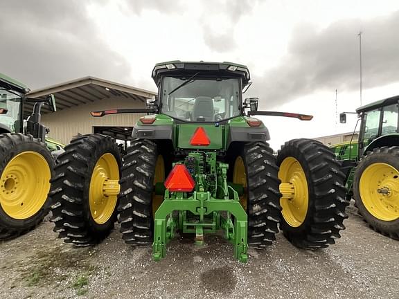 Image of John Deere 8R 340 equipment image 4